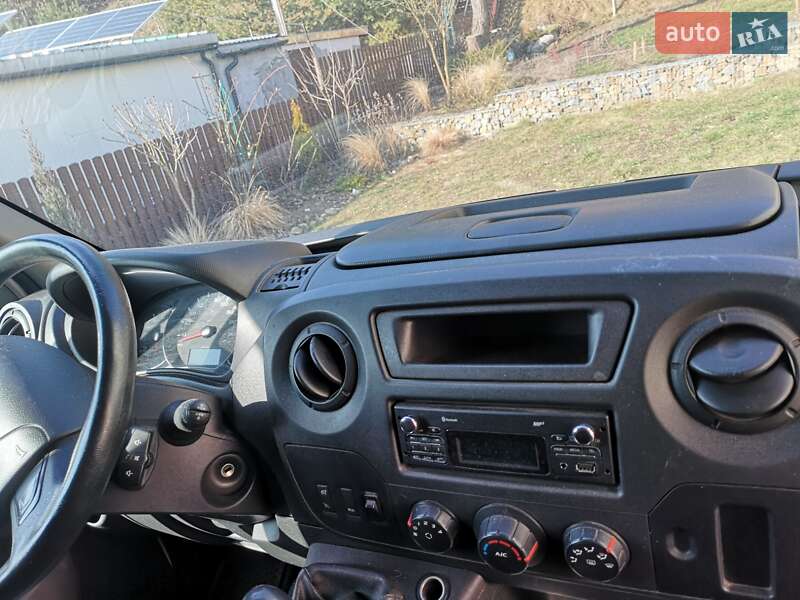 Грузовой фургон Renault Master 2018 в Львове