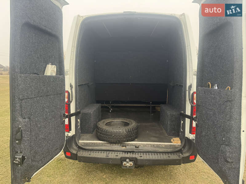 Грузопассажирский фургон Renault Master 2017 в Журавном