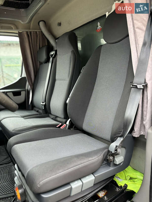 Грузовой фургон Renault Master 2018 в Мостиске