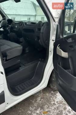 Тентованый Renault Master 2017 в 