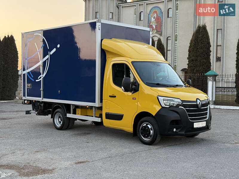 Вантажний фургон Renault Master 2021 в 