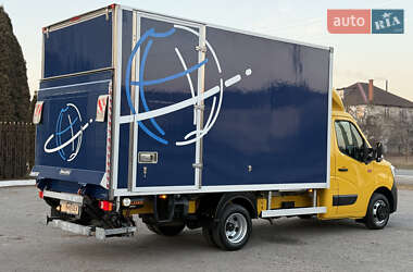 Вантажний фургон Renault Master 2021 в 