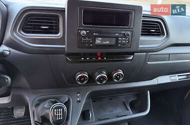 Вантажний фургон Renault Master 2021 в 