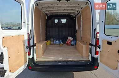 Грузовой фургон Renault Master 2018 в 