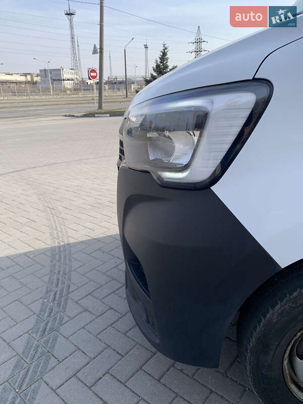 Вантажний фургон Renault Master 2020 в Запоріжжі