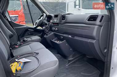 Грузовой фургон Renault Master 2021 в Хусте