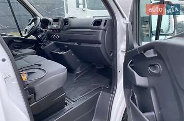 Грузовой фургон Renault Master 2021 в Хусте