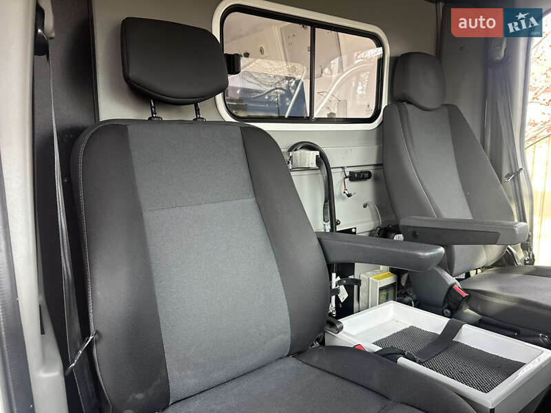 Автомобіль швидкої допомоги Renault Master 2020 в Києві фото 16 Автомобіль швидкої допомоги Renault Master 2020 в Києві
