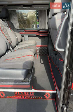 Микроавтобус Renault Master 2019 в 