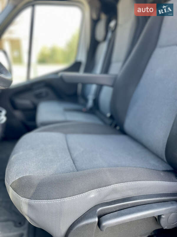 Грузовой фургон Renault Master 2020 в Луцке