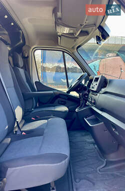 Вантажний фургон Renault Master 2020 в 