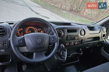Грузовой фургон Renault Master 2018 в 