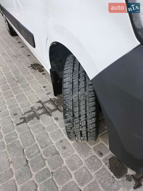 Грузовой фургон Renault Master 2020 в Львове