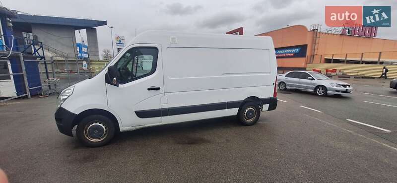 Грузовой фургон Renault Master 2016 в Киеве