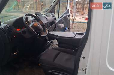 Грузовой фургон Renault Master 2016 в 