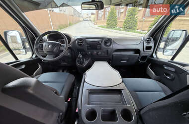 Грузопассажирский фургон Renault Master 2016 в 