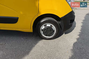 Грузовой фургон Renault Master 2017 в 