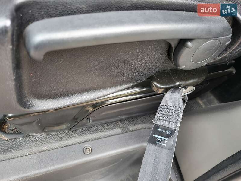 Грузовой фургон Renault Master 2015 в Житомире