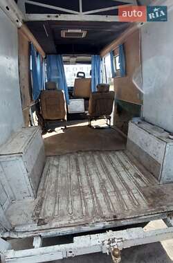 Грузовой фургон Renault Master 1992 в 