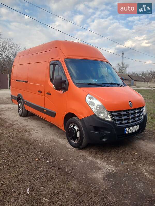Грузовой фургон Renault Master 2013 в Кривом Роге