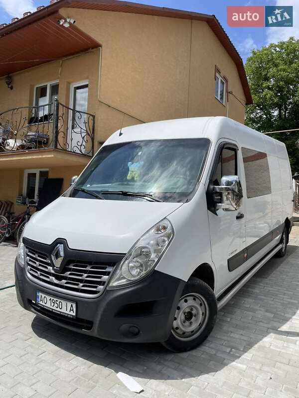 Микроавтобус Renault Master 2015 в 