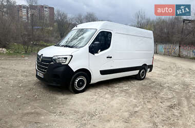 Грузовой фургон Renault Master 2020 в 