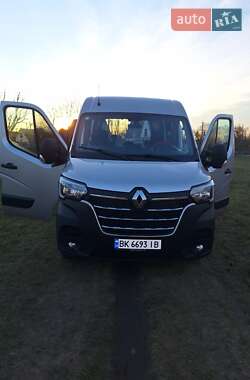 Мінівен Renault Master 2020 в Бобровиці