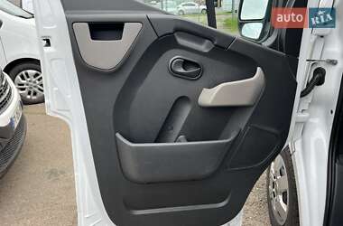Вантажний фургон Renault Master 2018 в 