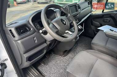 Грузовой фургон Renault Master 2021 в 