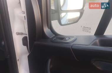 Вантажний фургон Renault Master 2018 в 