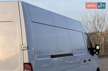 Вантажний фургон Renault Master 2021 в 