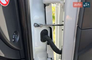 Вантажний фургон Renault Master 2020 в 
