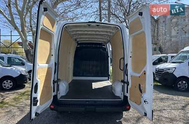 Вантажний фургон Renault Master 2020 в 