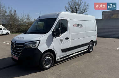 Грузовой фургон Renault Master 2022 в 
