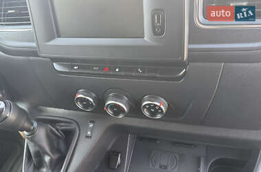 Грузовой фургон Renault Master 2022 в 
