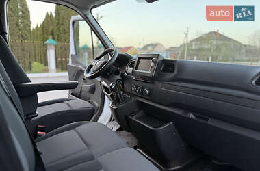 Вантажний фургон Renault Master 2021 в 