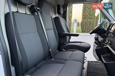 Вантажний фургон Renault Master 2021 в 