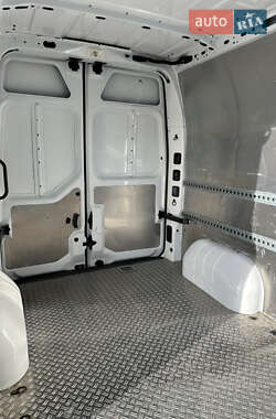 Грузовой фургон Renault Master 2020 в 