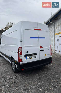 Грузовой фургон Renault Master 2020 в 