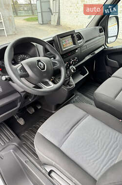 Грузовой фургон Renault Master 2020 в 