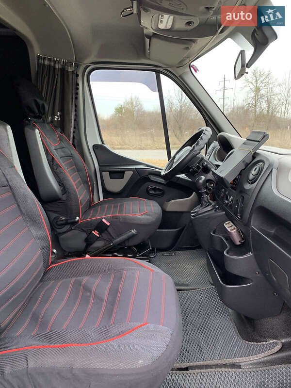 Грузовой фургон Renault Master 2017 в Владимире