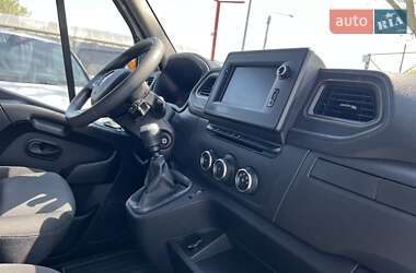 Грузовой фургон Renault Master 2021 в 