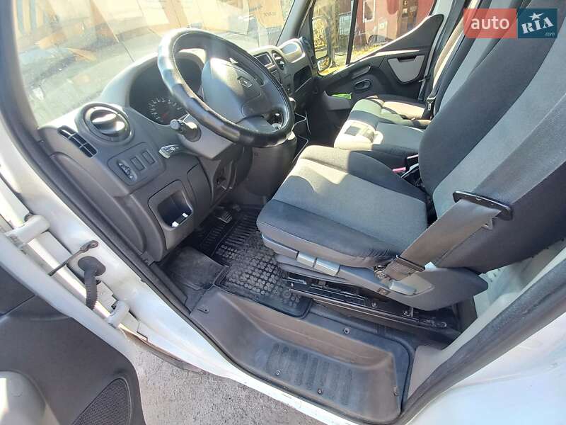 Грузовой фургон Renault Master 2010 в Киеве
