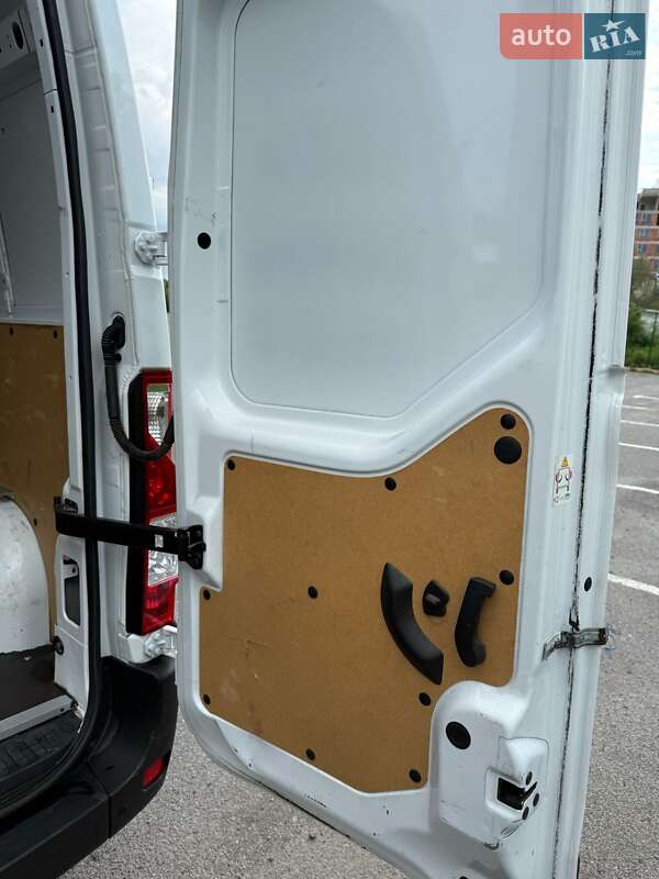 Вантажний фургон Renault Master 2023 в Ужгороді фото 69 Вантажний фургон Renault Master 2023 в Ужгороді