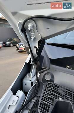 Грузовой фургон Renault Master 2020 в 