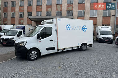 Другие грузовики Renault Master 2022 в 