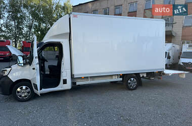 Грузовой фургон Renault Master 2022 в 