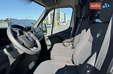 Грузовой фургон Renault Master 2024 в 