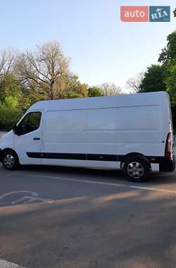 Грузовой фургон Renault Master 2018 в 