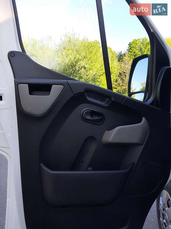 Грузовой фургон Renault Master 2018 в Полтаве